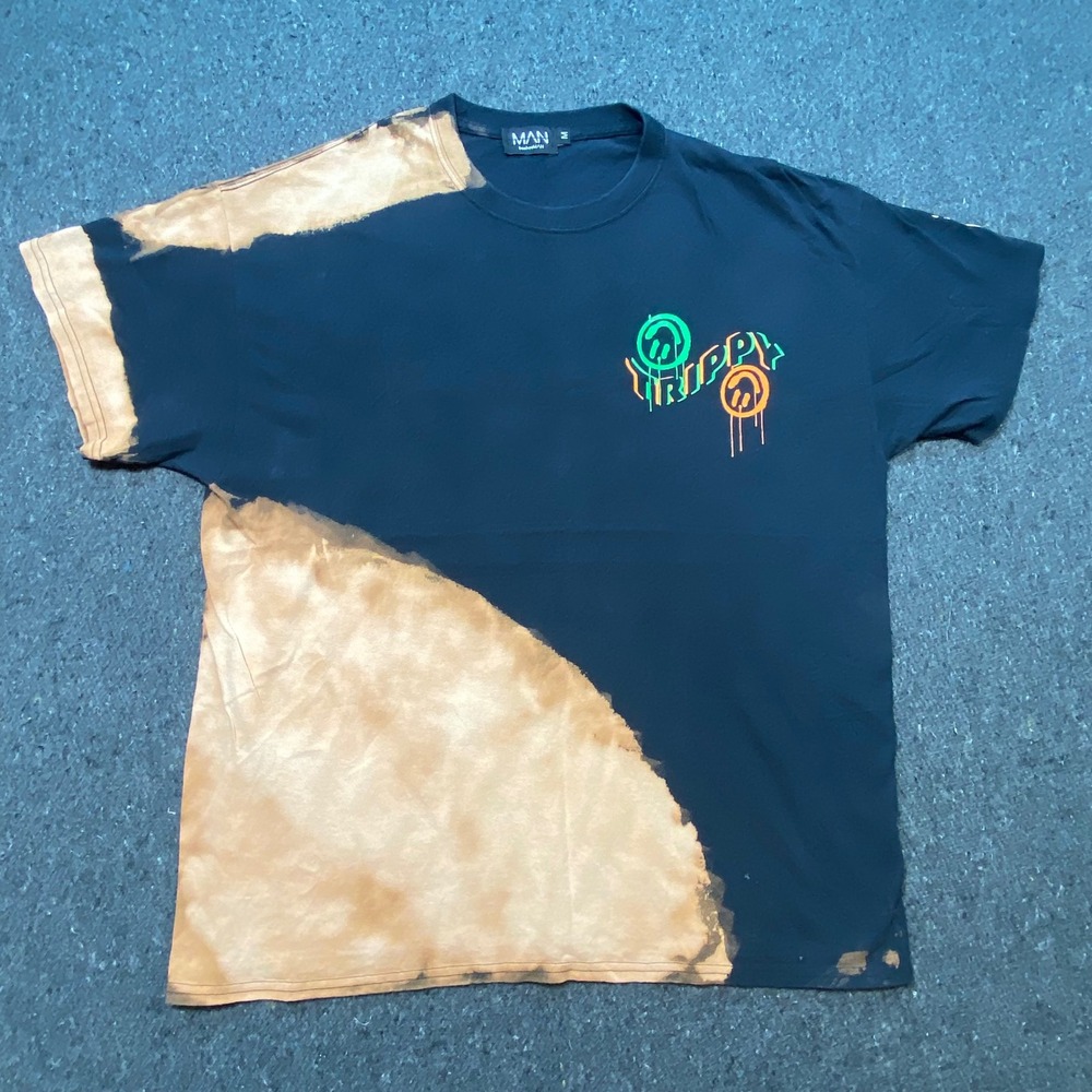 boohooMAN Trippy Graphic T Shirt M Mens Black Bleach Wash Streetwear Smiley Face